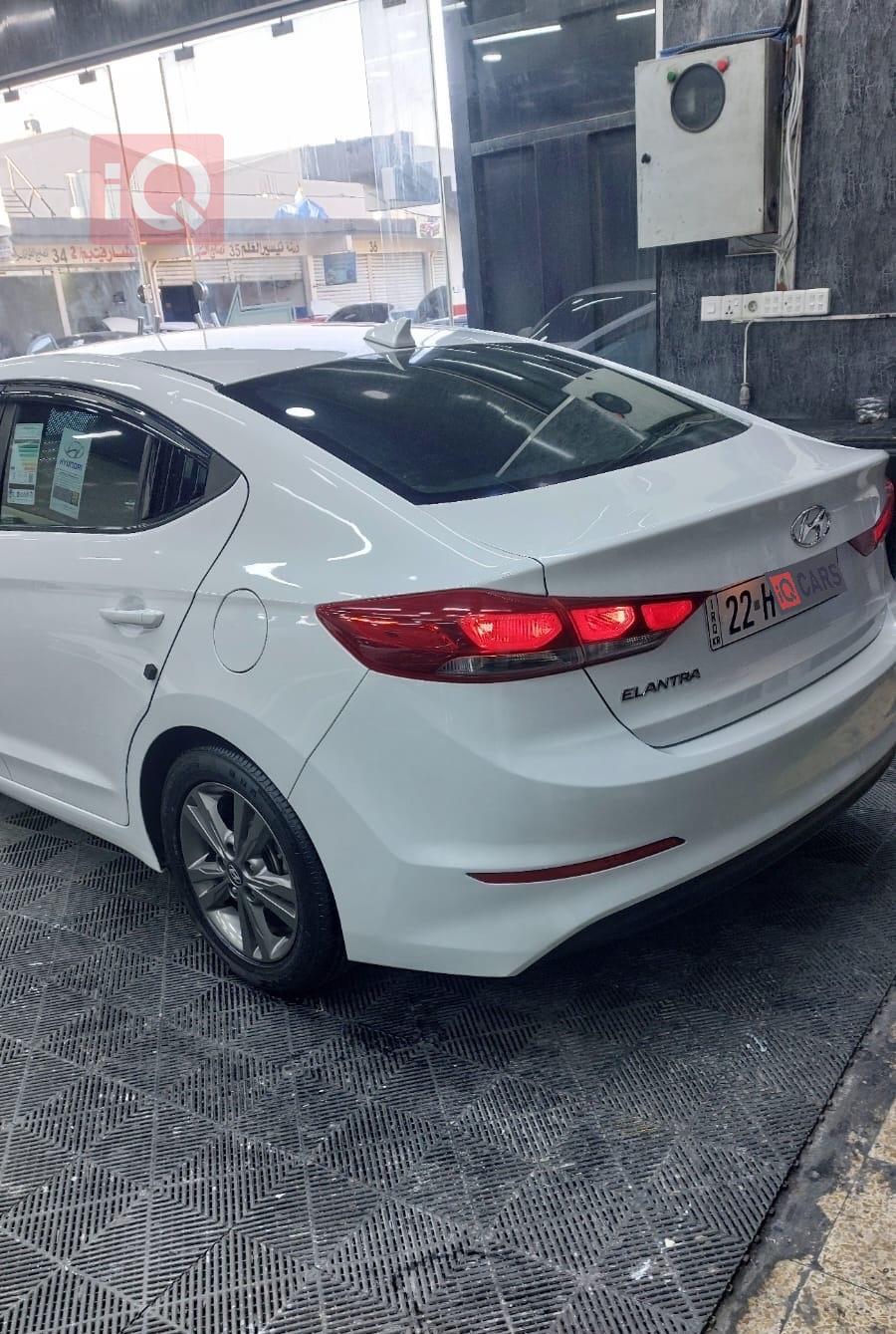 هيونداي النترا